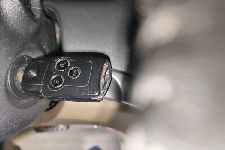 Used Honda Accord 2012 2.0L SE
