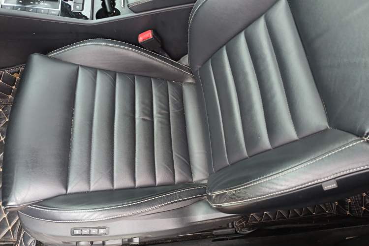 Used Skoda Superb 2018 TSI330 DSG Luxury Edition China V Standard Left Front Seat