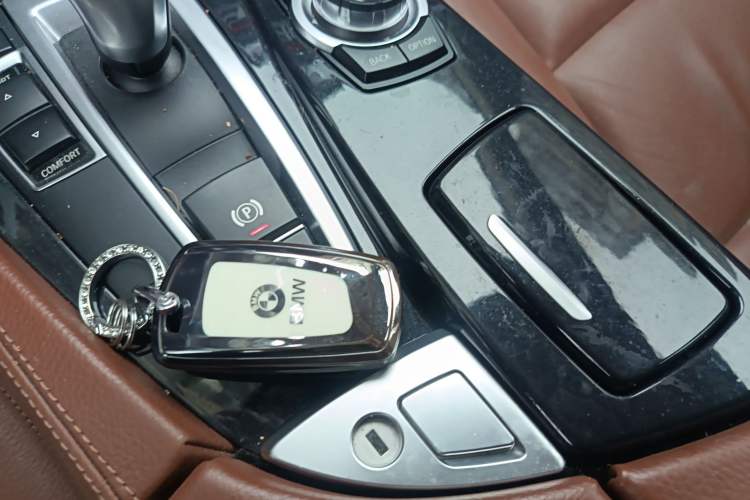 Used BMW 5 Series 2017 520Li Elegant Edition
