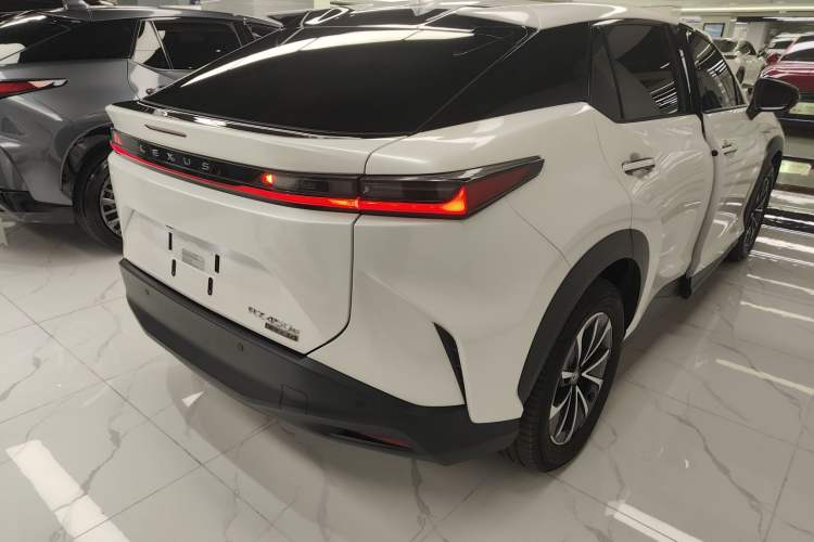 Used Lexus RZ 2023 450e All-Wheel Drive Luxury Edition
