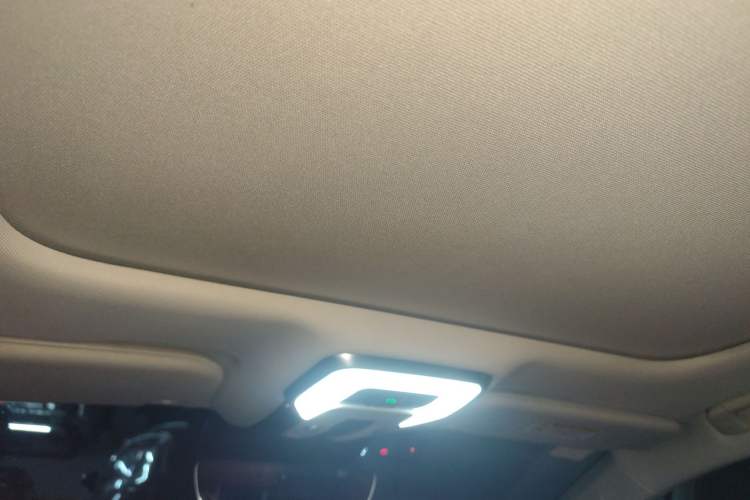 Used Hongqi H5 2023 2.0T Automatic Smart Connect Flagship Edition
