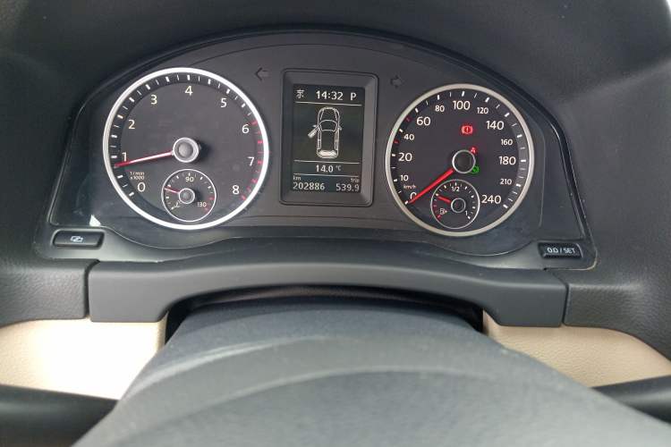 Used Volkswagen Tiguan 2010 2.0 TSI Automatic All-Wheel-Drive Elite Edition