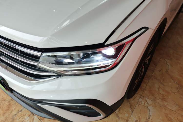 Used Volkswagen Tiguan L 2022 330TSI Automatic Two-Wheel Drive Smart Edition Left Front Headlight