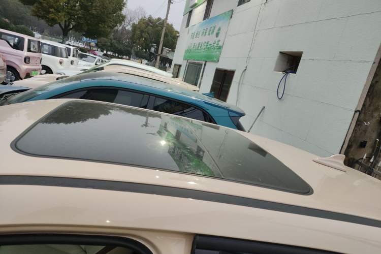 Used ORA Good Cat 2023 401 km Standard Range Prestige Version Lithium Iron Phosphate