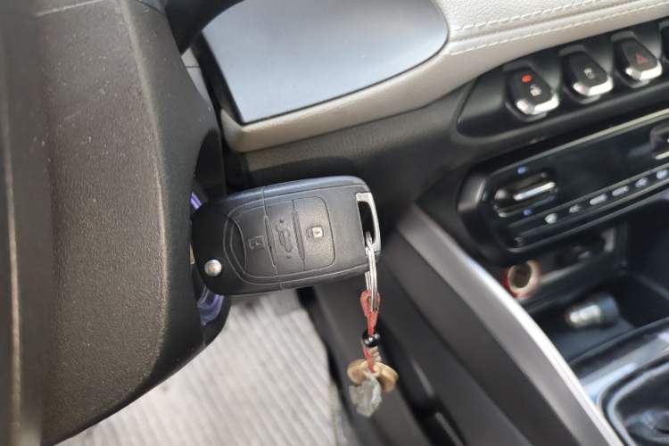 Used Baojun 510 2017 1.5L Manual Fashion Model
