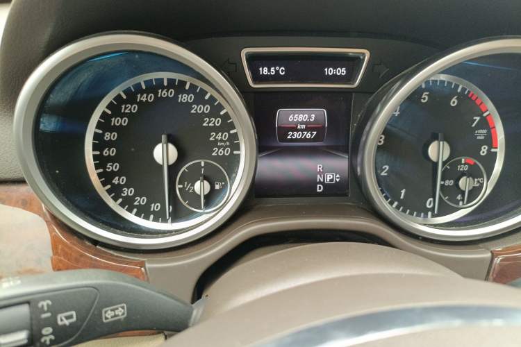 Used Mercedes-Benz M-Class 2014 ML 400 4MATIC Dynamic Model
