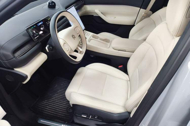 Used Nio ES6 2023 75 kWh
