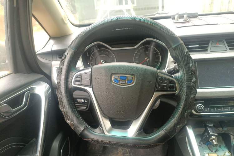 Used Geely Auto Vision X3 2017 1.5L Manual Elite Model Steering Wheel