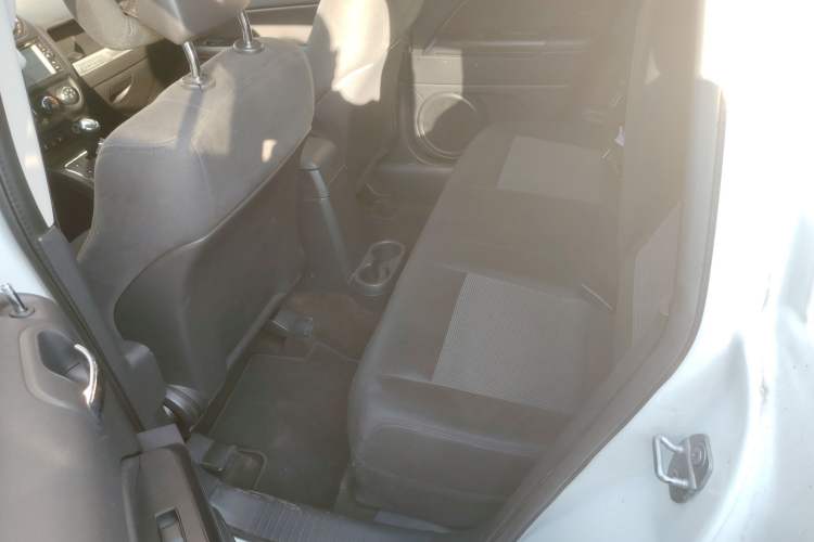 Used Jeep Compass 2015 2.0L two-wheel drive sport version