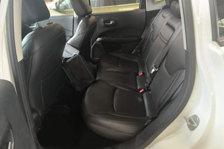 Used Jeep Compass 2017 200T Automatic Family Edition