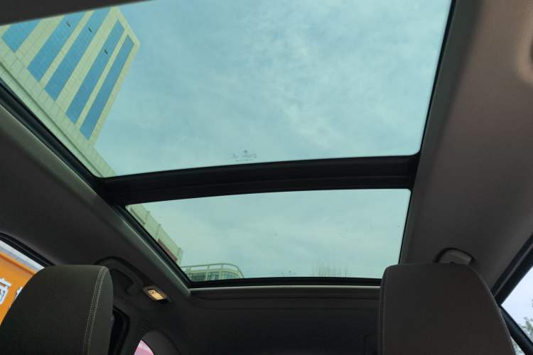 Used BMW X1 2021 sDrive20Li Premium Edition Headliner