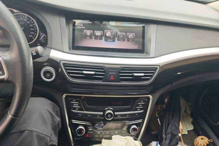 Used Geely Auto Emgrand GT 2015 2.4L Comfort Model
