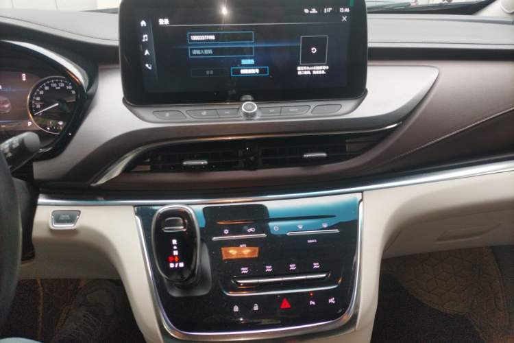 Used Buick GL8 2022 Land Executive Class 652T Prestige Model