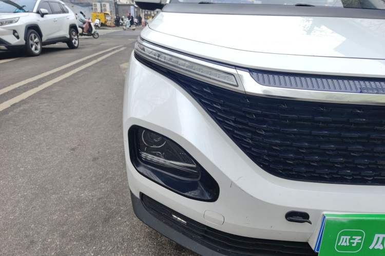 Used Baojun RM-5 2019 1.5L CVT Elite Version with 24-hour Online Service 6 Seats