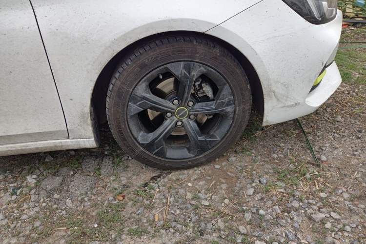 Used Roewe i6 MAX New Energy 2020 1.5T PHEV Sporty Cool Edition Right Front Wheel Hub