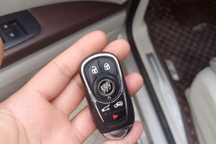 Used Buick GL8 2022 Land Executive Class 652T Prestige Model
