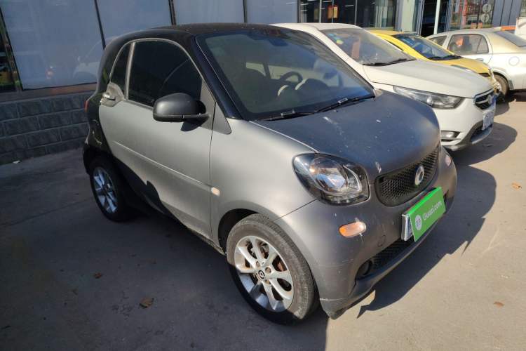 Used smart fortwo 2018 1.0L 52kW Hardtop Dynamic Version China V