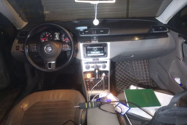 Used Volkswagen Magotan 2012 Facelift 2.0 TSI Prestige Model