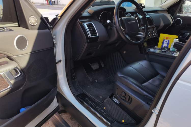 Used Land Rover Discovery 2019 3.0 SC V6 SE