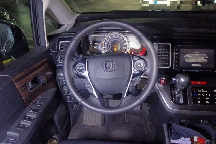 Used Honda Elysion 2016 2.4L Supreme Edition