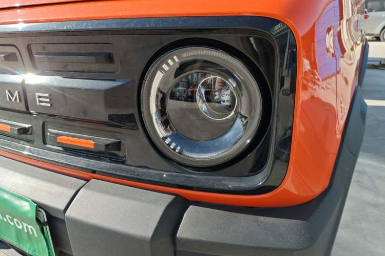 Used Geely Galaxy Panda 2025 210km Panda Rider Left Front Headlight