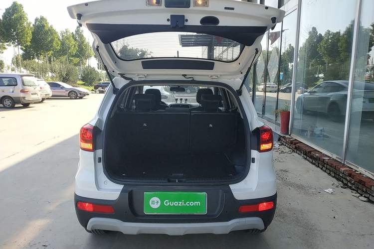 Used Kia KX3 2017 1.6L Automatic Aoya Version