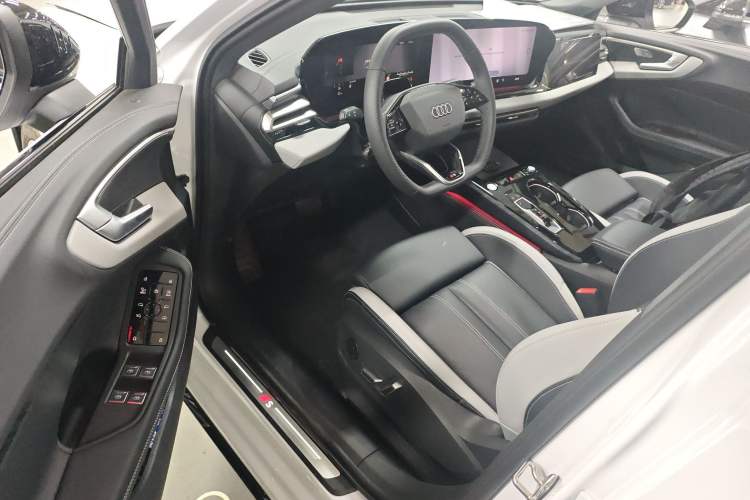 Used Audi A5L 2026 2.0T Sport
