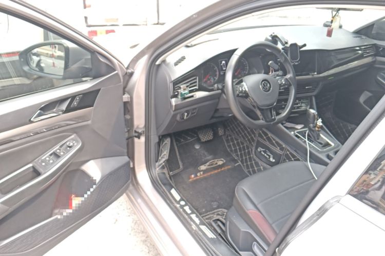 Used Volkswagen Bora 2021 1.5L Automatic Elite Smart Connect Edition Driver Seat