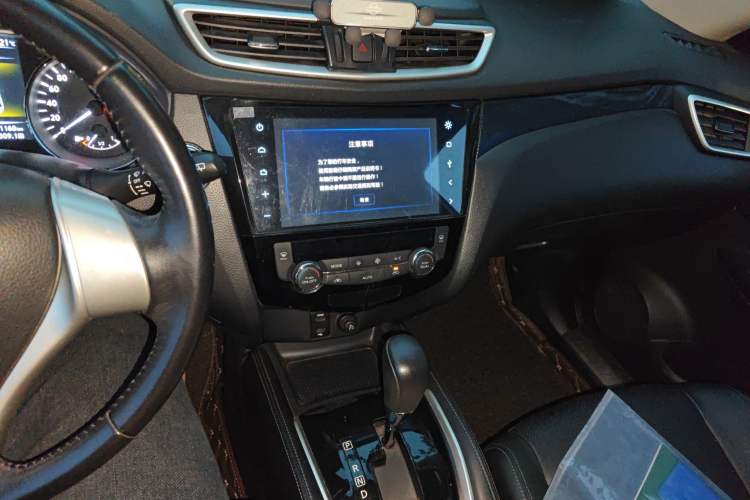 Used Nissan X-Trail 2014 2.5L CVT Luxury Edition 4WD
