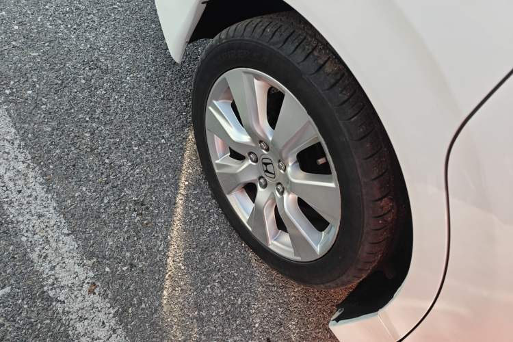 Used Honda Jade 2014 1.8L Automatic Comfort Elite Version 5 Seats