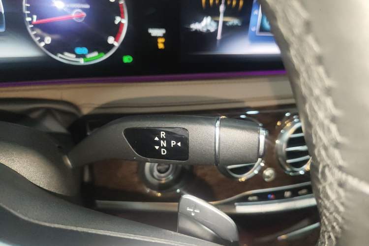 Used Mercedes-Benz S-Class 2020 S 350 L Business Class Ultimate Edition Gear Lever