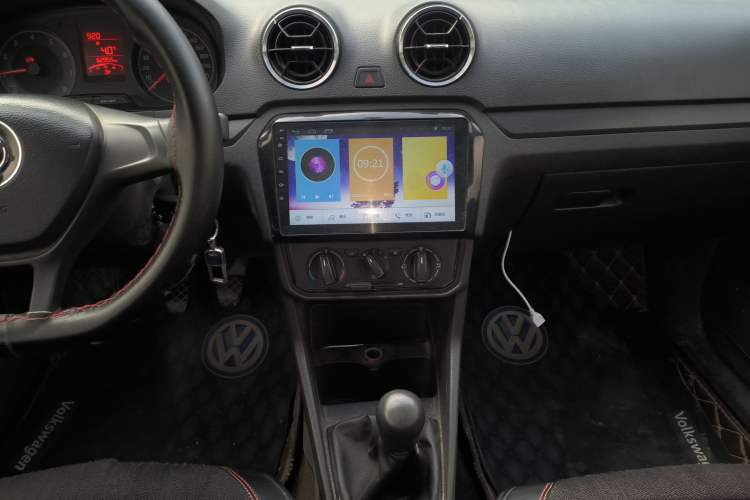 Used Volkswagen Jetta 2017 1.4L Manual Fashion Edition