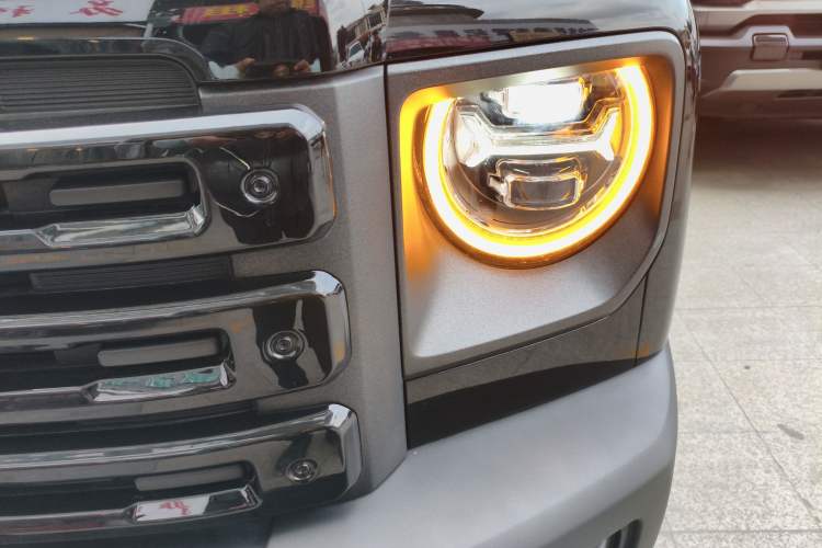 Used Haval Raptor New Energy 2023 Hi4 102 Exploration Edition Left Front Headlight