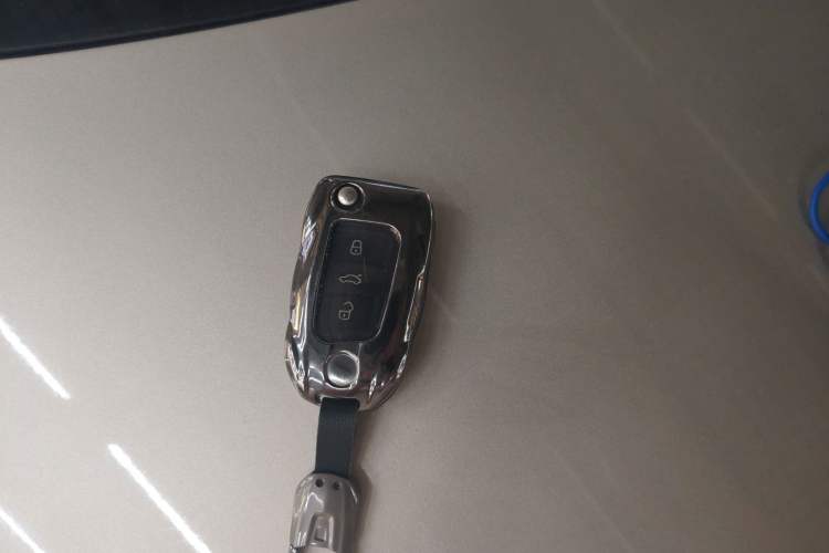 Used Volkswagen Tharu 2021 280TSI Two-Wheel-Drive Luxury Edition Vehicle Key