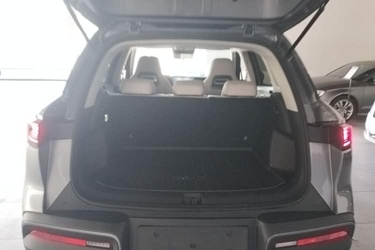 Used BYD Yuan UP 2025 Intelligent Driving Version 401 KM Dynamic Edition
