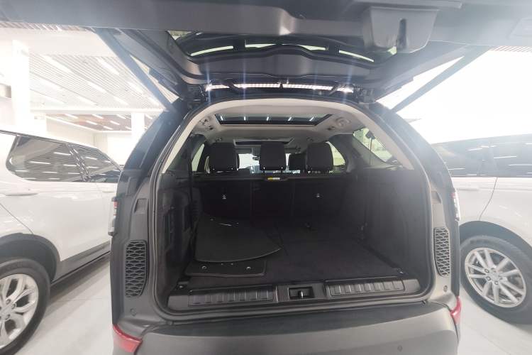 Used Land Rover Discovery 2020 3.0 SC V6 SE
