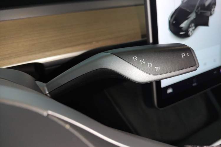 Used Tesla Model Y 2021 Long-Range All-Wheel-Drive Version 3D7
