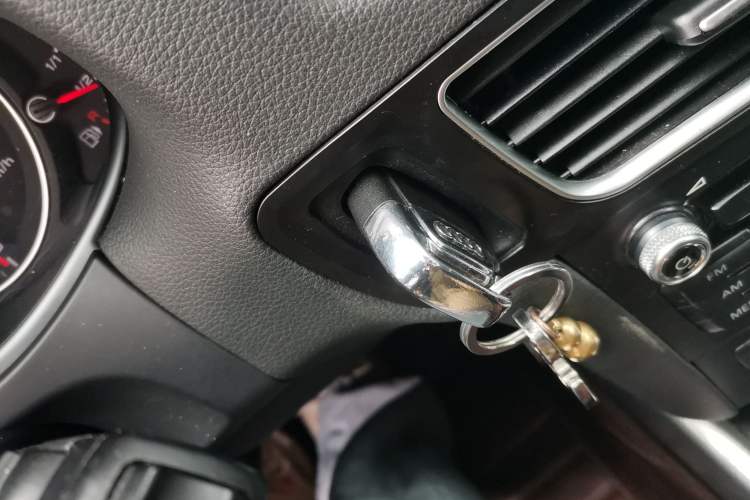 Used Audi Q5 2015 40 TFSI Technology Edition
