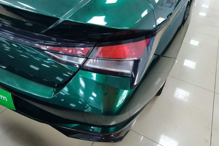 Used Hyundai Elantra 2021 1.5L CVT GLX Elite Edition Right Rear Taillight