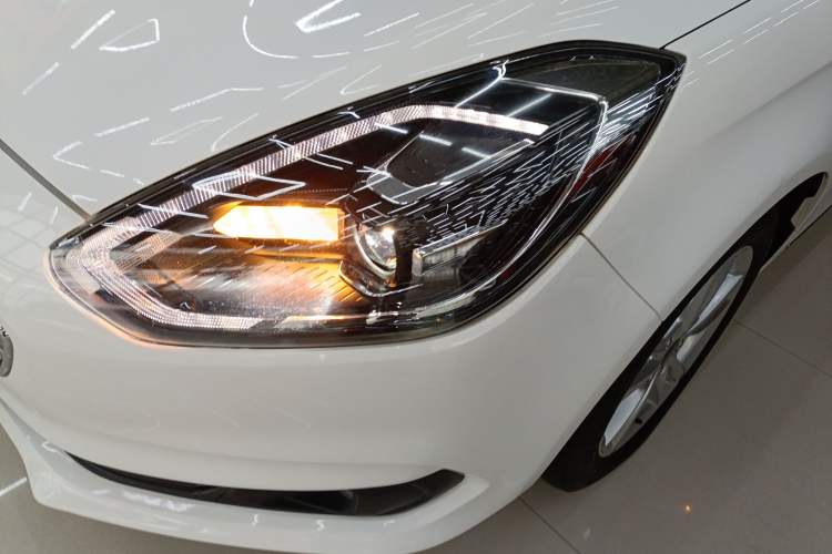 Used Ford Escort 2019 Revised Version 1.5L Automatic Enjoyment Type China VI Standard
