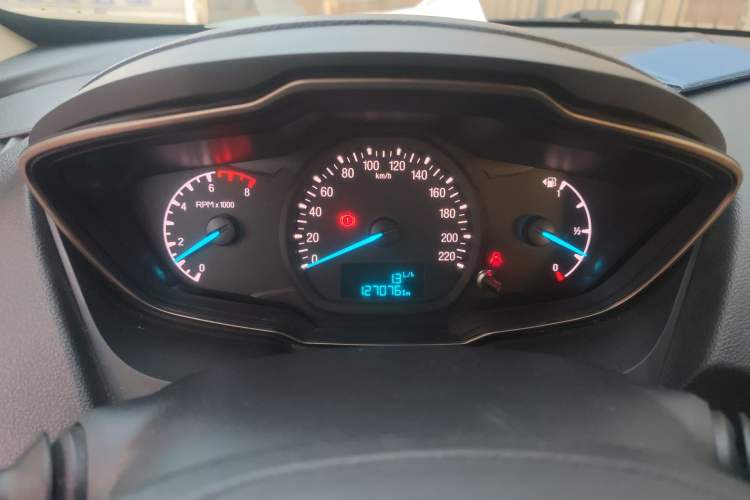 Used Ford Escort 2015 1.5L Manual Comfort Model Instrument Cluster