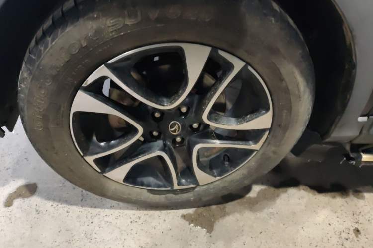 Used Soueast DX7 2016 1.5T Manual Triumph Edition
