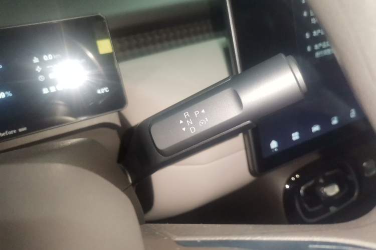 Used AION UT 2025 330 Starlight Edition
