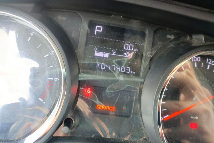 Used Citroen C3-XR 2015 1.6L Automatic Pioneer Model Odometer Close Up