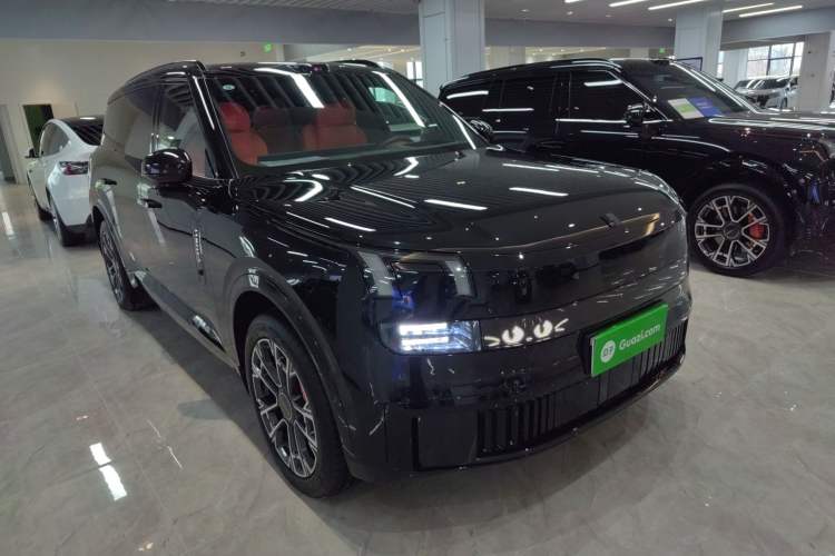 Used Lynk & Co 900 2025 1.5T Ultra Exterior 1