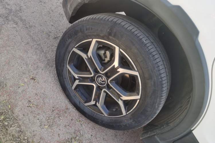 Used BYD Yuan Pro 2021 401 km Luxury Version Right Rear Wheel Hub