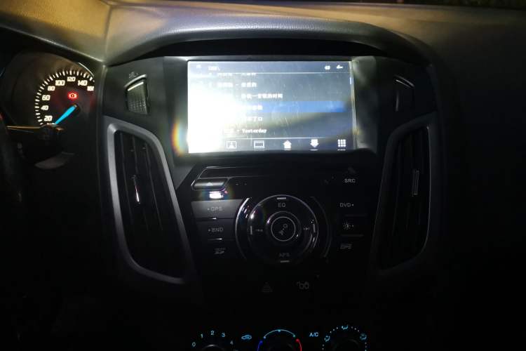 Used Ford Focus 2012 Hatchback 1.6L Automatic Comfort Model
