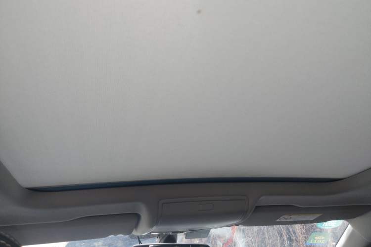 Used Volkswagen Tiguan L 2019 330TSI Automatic Two-Wheel Drive Smart Luxury Version China VI Standard Headliner