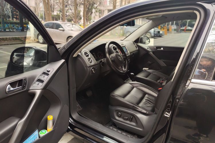 Used Volkswagen Tiguan 2012 1.8TSI Automatic Two-Wheel Drive Trend Edition Driver Seat