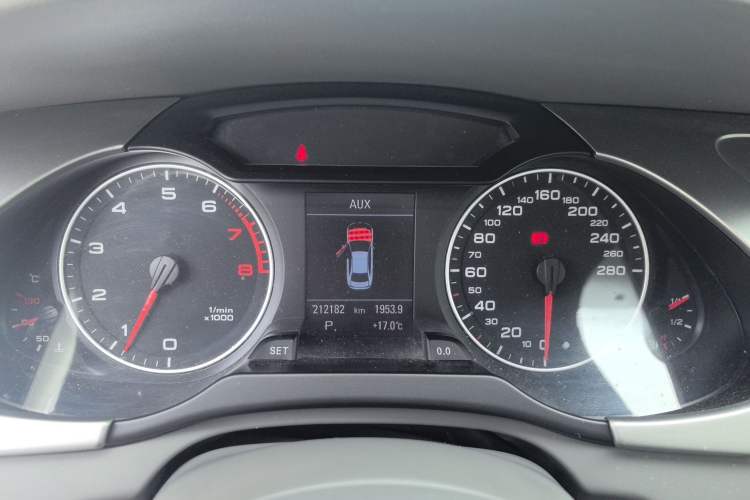 Used Audi A4L 2010 2.0 TFSI Technology Edition
